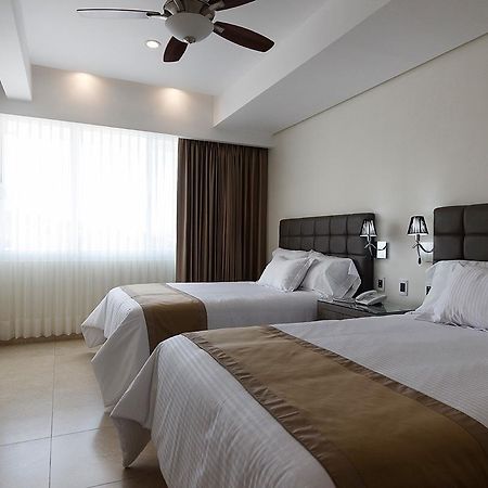 Hotel Maria Fernanda Inn Zitacuaro Ngoại thất bức ảnh